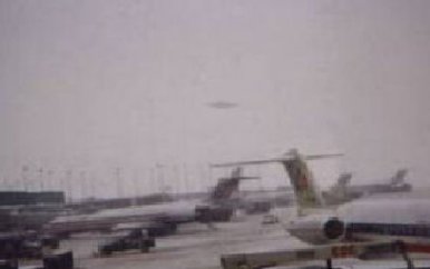 UFO Photo over Ohare Nov 7 2006