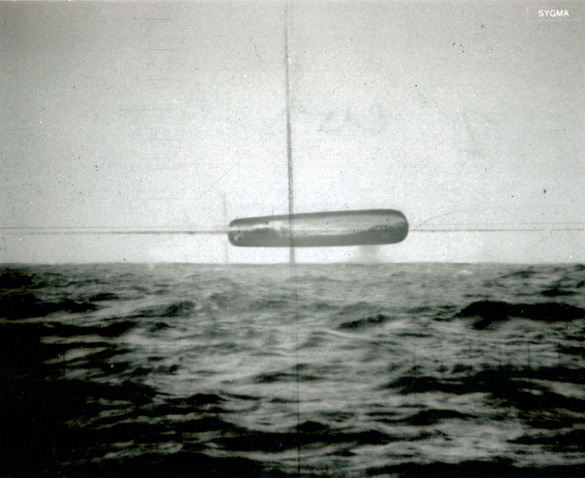 Alleged UFO photo taken from the USS Trepang in March 1971.