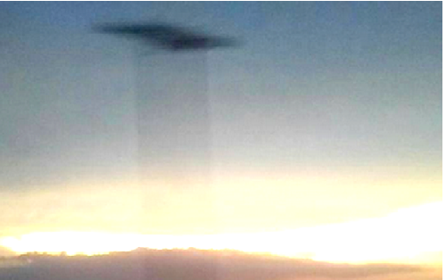 UFO photo captured over Taos, New Mexico on September 29, 2015