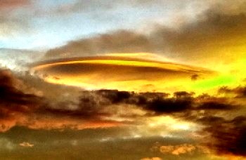 Reykjavik,, Iceland  cloud UFO on September 7, 2018
